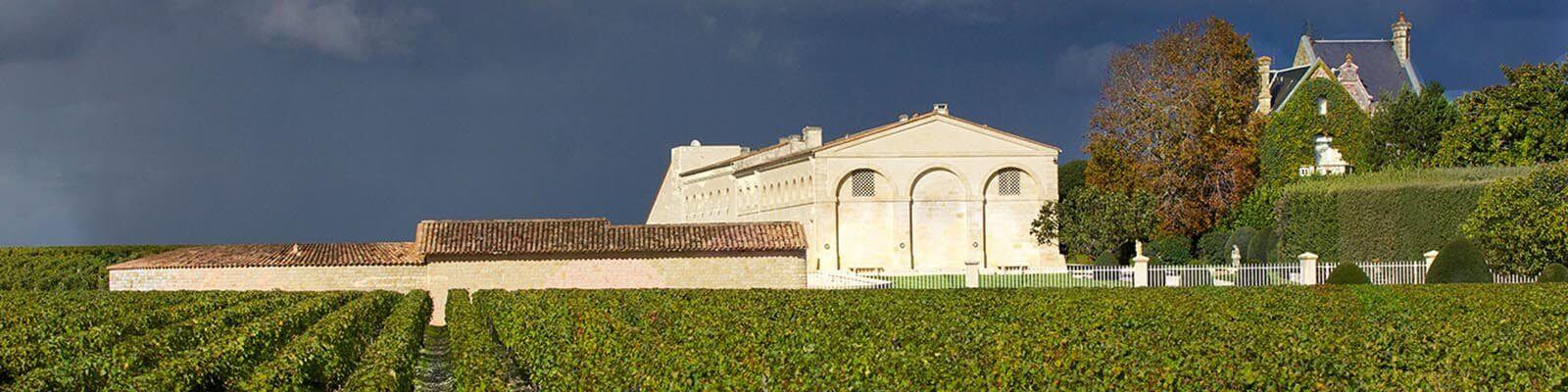 Vores samling af Château Mouton Rothschild - Find den hos Onshore Cellars, din leverandør af yachtvin